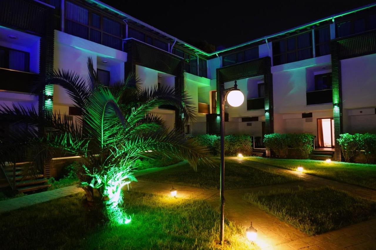 Karacakoy Mad Sea Beach Hotel מראה חיצוני תמונה