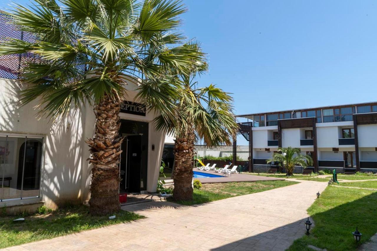 Karacakoy Mad Sea Beach Hotel מראה חיצוני תמונה