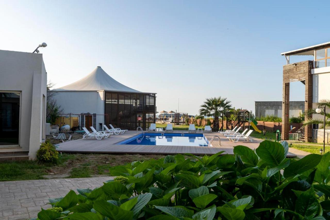 Karacakoy Mad Sea Beach Hotel מראה חיצוני תמונה