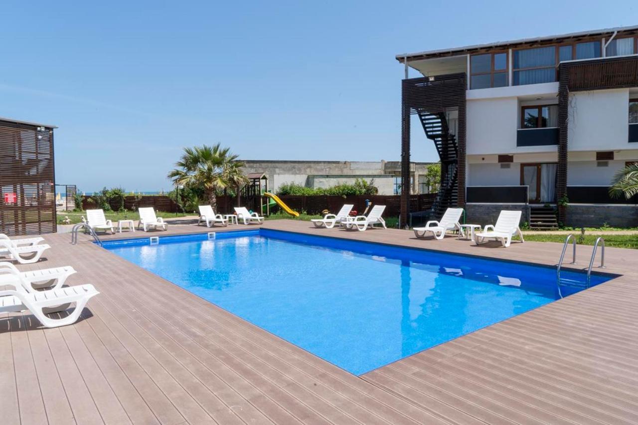 Karacakoy Mad Sea Beach Hotel מראה חיצוני תמונה