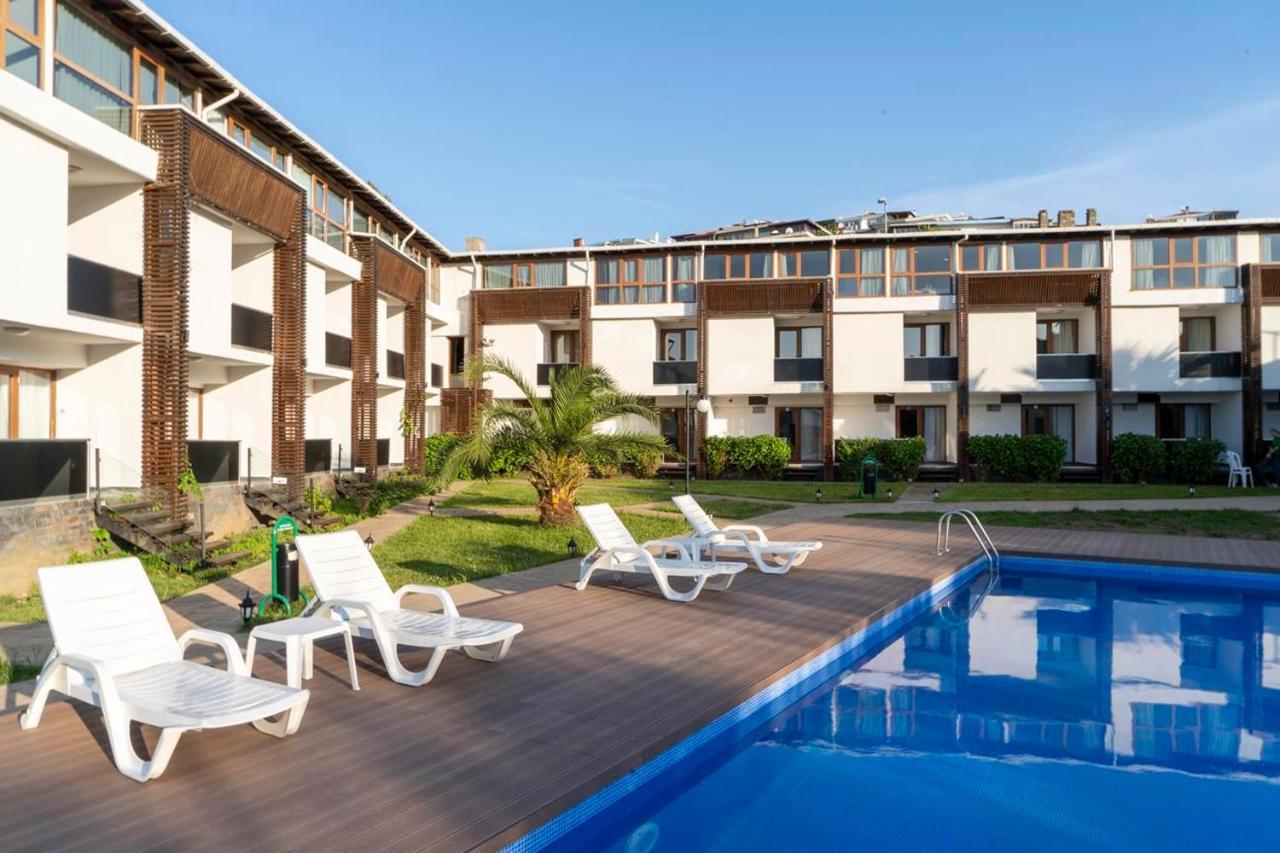 Karacakoy Mad Sea Beach Hotel מראה חיצוני תמונה