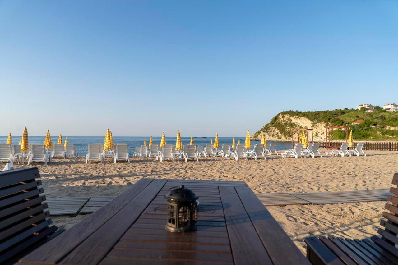 Karacakoy Mad Sea Beach Hotel מראה חיצוני תמונה