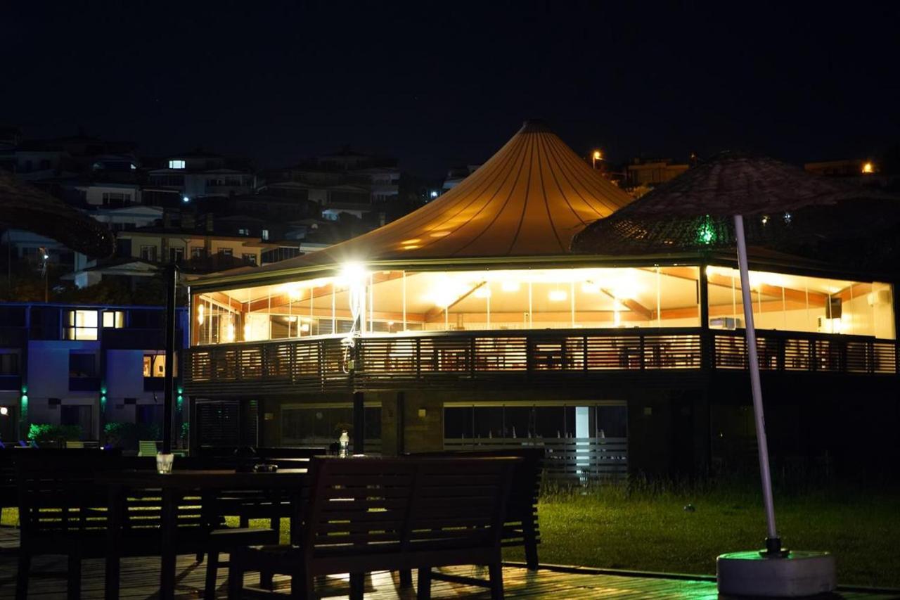 Karacakoy Mad Sea Beach Hotel מראה חיצוני תמונה